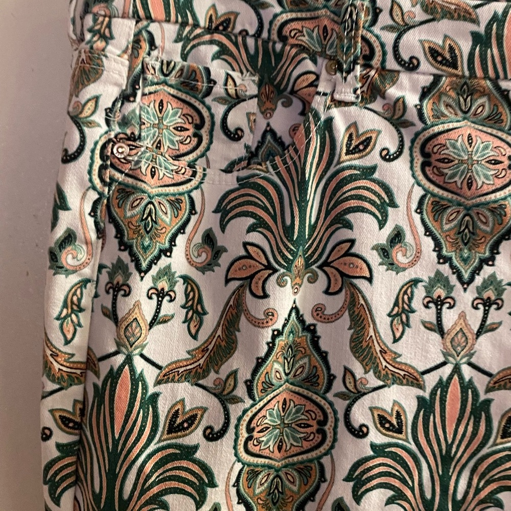 Chico’s Women’s Capri Pants 3P 3 Petite Girlfriend Slim So Slimming Print - Picture 3 of 13